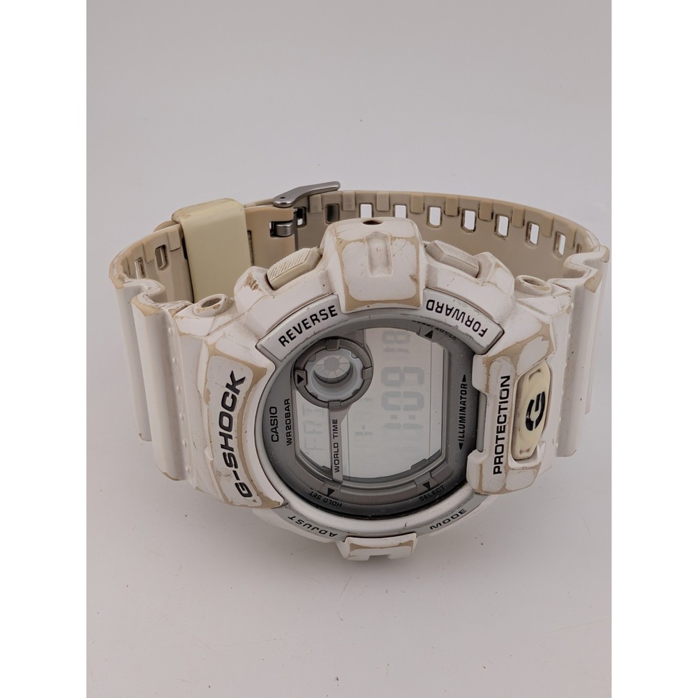 Casio G-Shock 3285 G-8900A Mens Watch 52mm White Digital World Time- New Battery - Picture 4 of 9